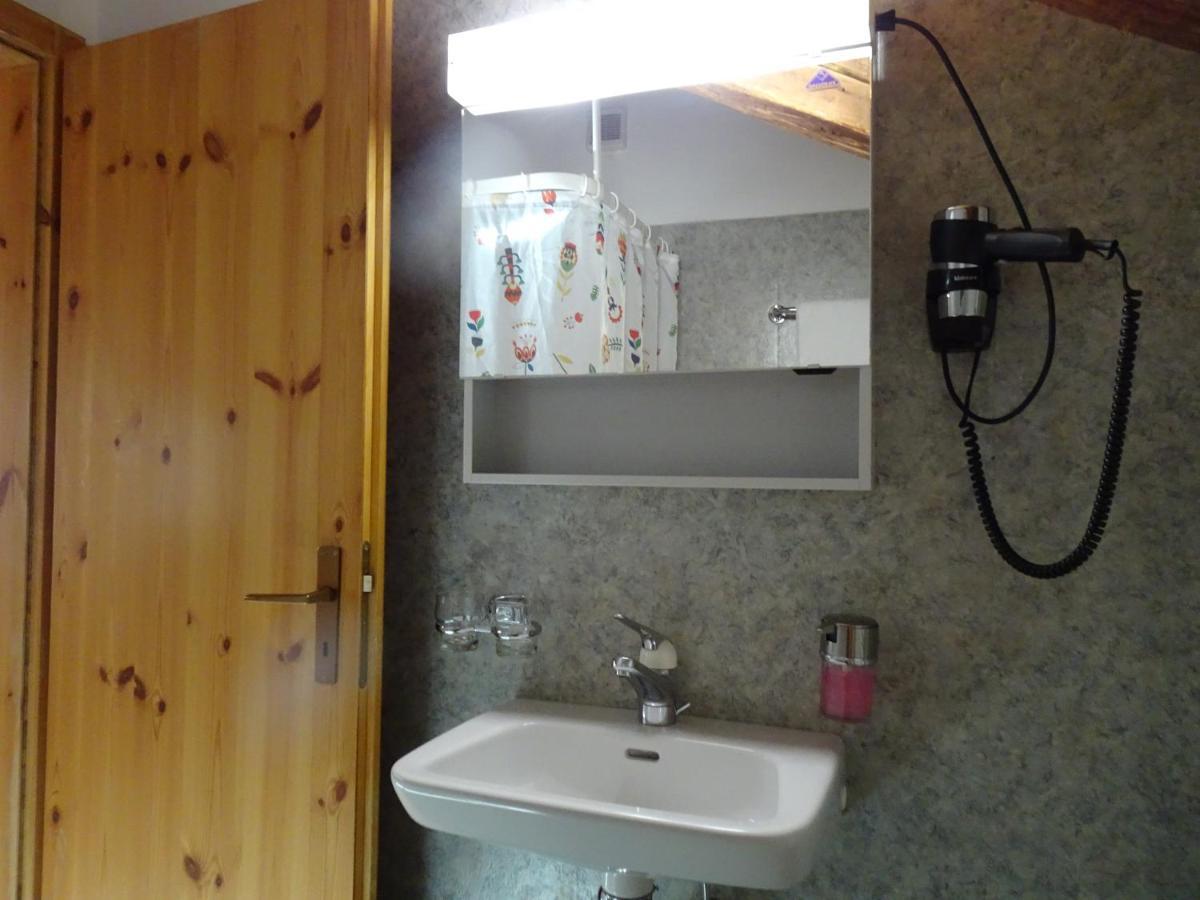 B&B Chasa Arfusch Ardez Luaran gambar